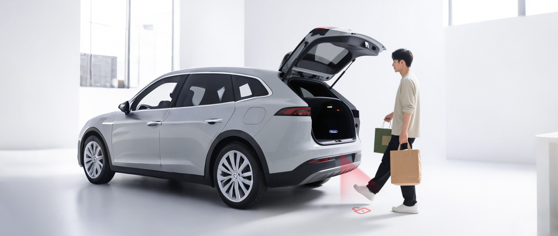 2025上海车展 | bbin宝盈重磅发布AR脚踢毫米波雷达，重新定义“无接触交互”尾门